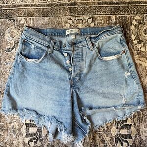 Abercrombie & Fitch The 90’s Baggy Short Low rise
